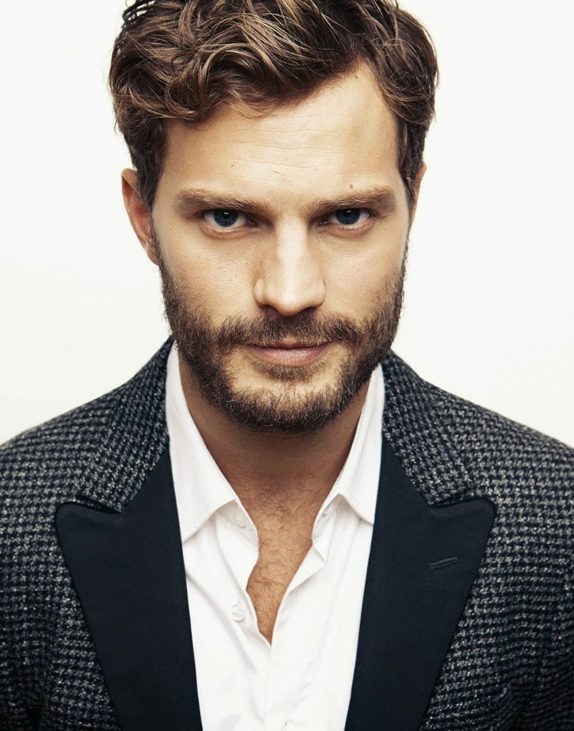 Ator, modelo e músico. Foi Christian Grey em %2250 Sombras de Grey%22. Foi eleito homem mais sexy de 2017 pela revista inglesa Glamour UK