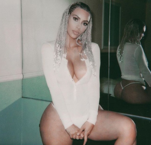 Kim Kardashian postou as fotos em seu Instagram