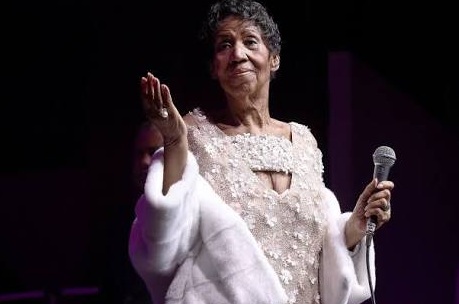 Cantora morreu em casa nos EUA, aos 76 anos