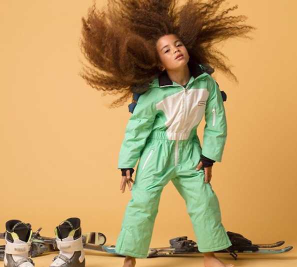 Com cabelo lindo, inglês de 7 anos faz sucesso no universo fashion