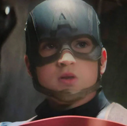 Personagens da Marvel com filtro de bebê