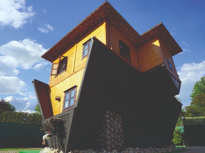 Dom do Góry Nogami em Zakopane, Polônia