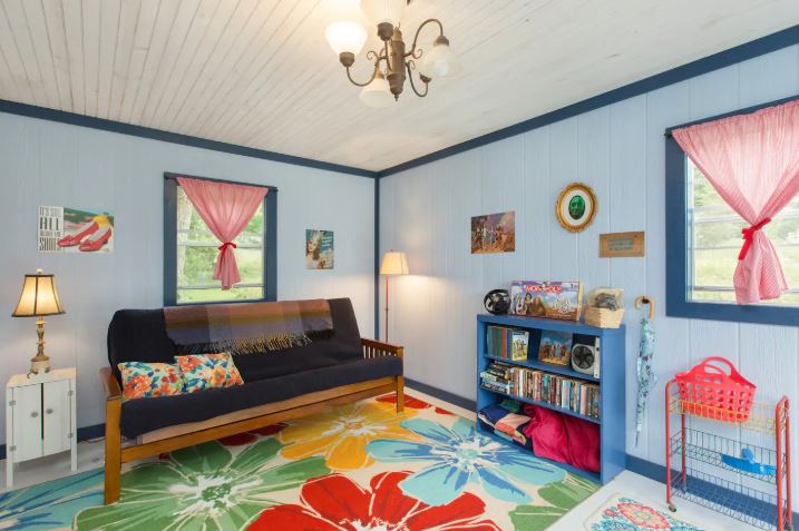 Casa pode ser alugada pelo Airbnb e fica no interior dos Estados Unidos