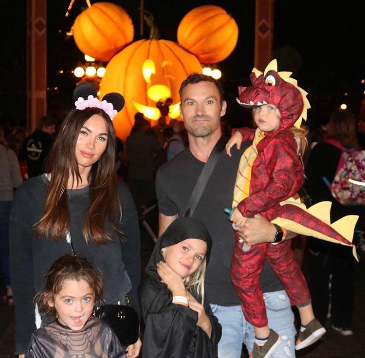 Megan Fox e o marido Brian Austin Green são pais de Noah Shannon Green, Bodhi Ransom e Journey River